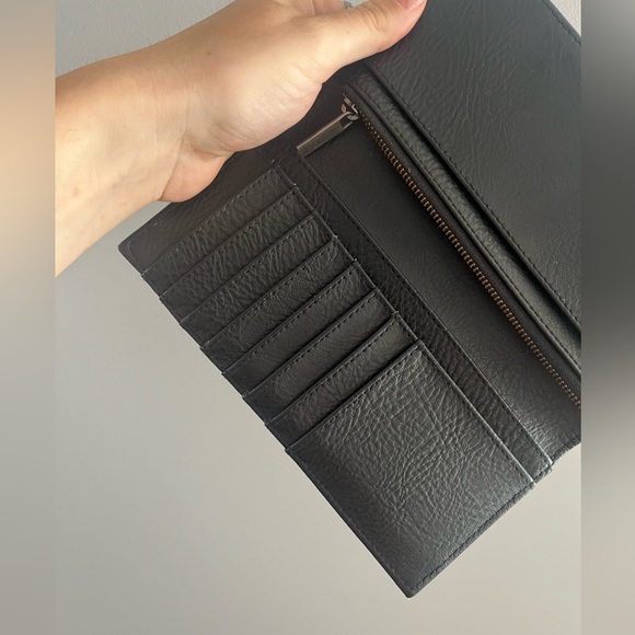 Matt & Nat Reid Vegan Black Wallet - Picture 9 of 11